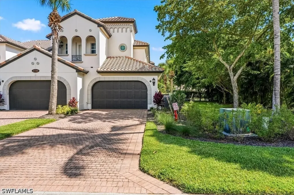 3730 Montreux Lane Naples FL 34114