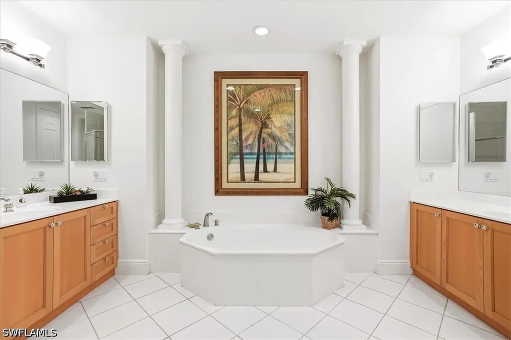 3730 Montreux Lane Naples FL 34114