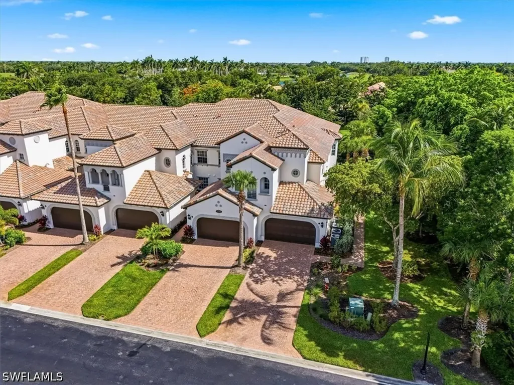 3730 Montreux Lane Naples FL 34114