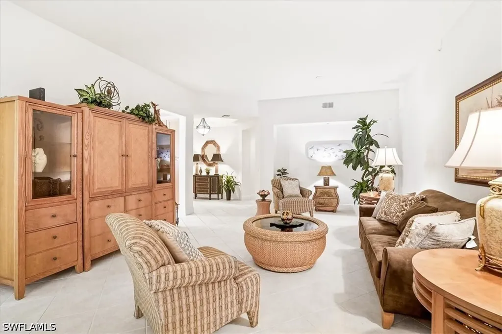 3730 Montreux Lane Naples FL 34114