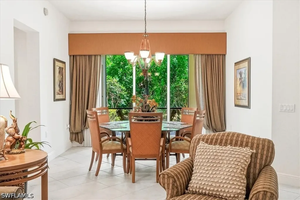 3730 Montreux Lane Naples FL 34114