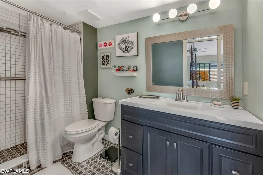 870 Meadowland Drive Naples FL 34108