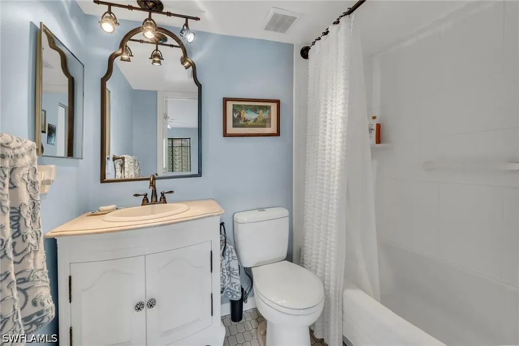 870 Meadowland Drive Naples FL 34108