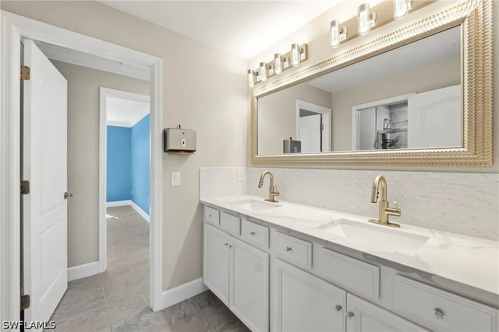 11905 Hickory Estate Circle Fort Myers FL 33913