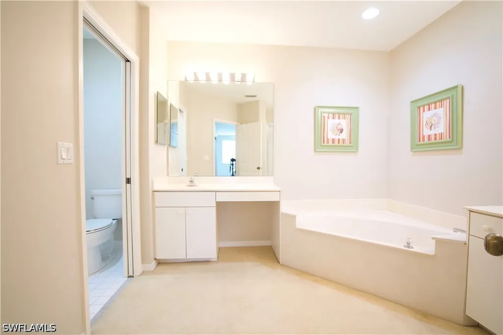 8471 Southbridge Drive Estero FL 33967
