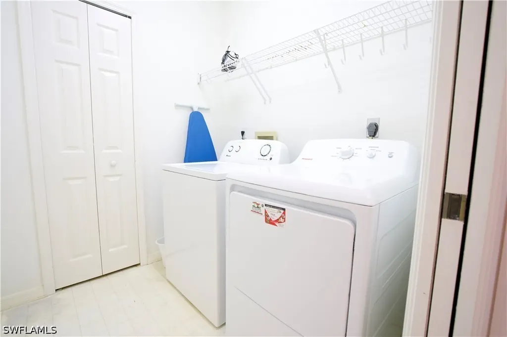 8471 Southbridge Drive Estero FL 33967
