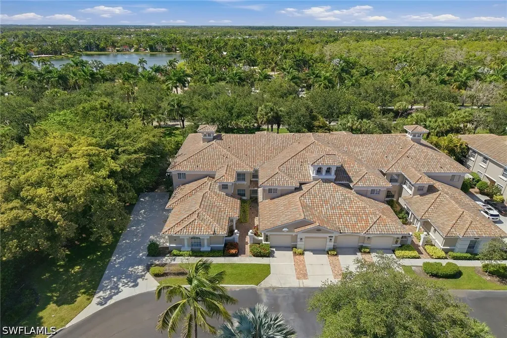 3995 Deer Crossing Court Naples FL 34114
