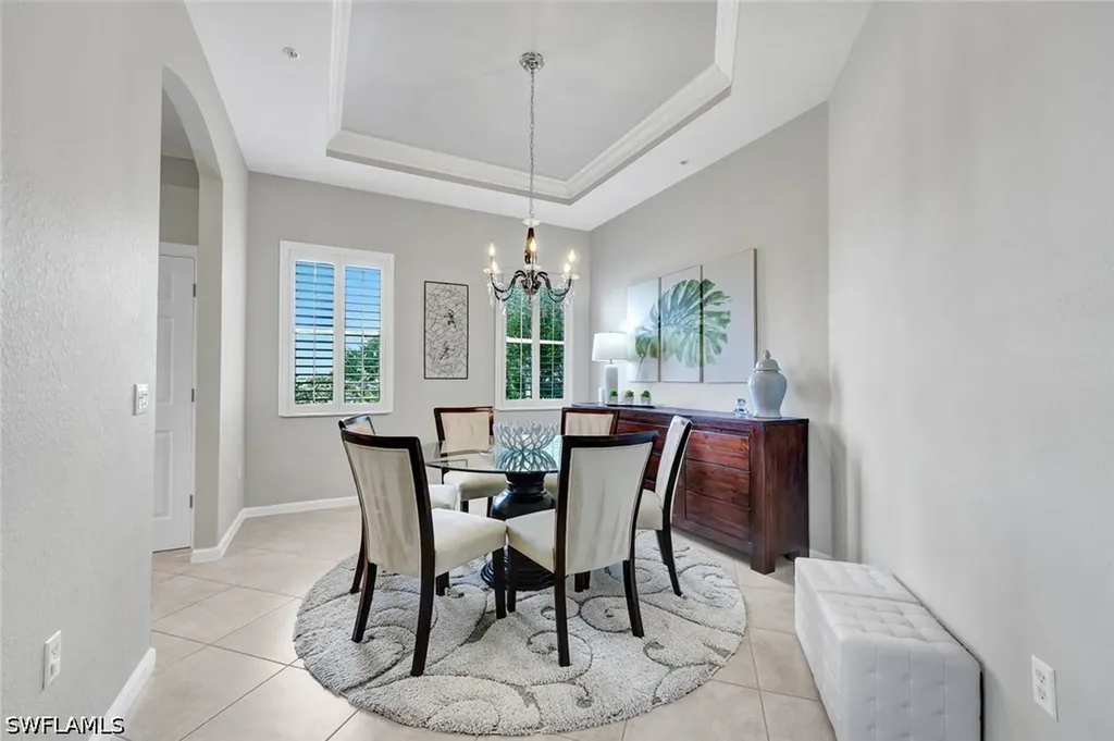 8723 Coastline Court Naples FL 34120