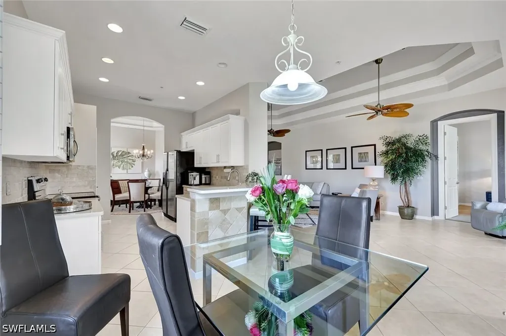 8723 Coastline Court Naples FL 34120