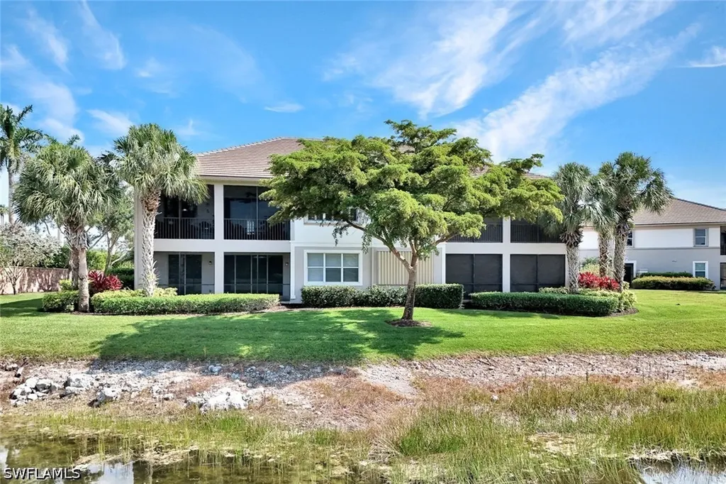 8723 Coastline Court Naples FL 34120