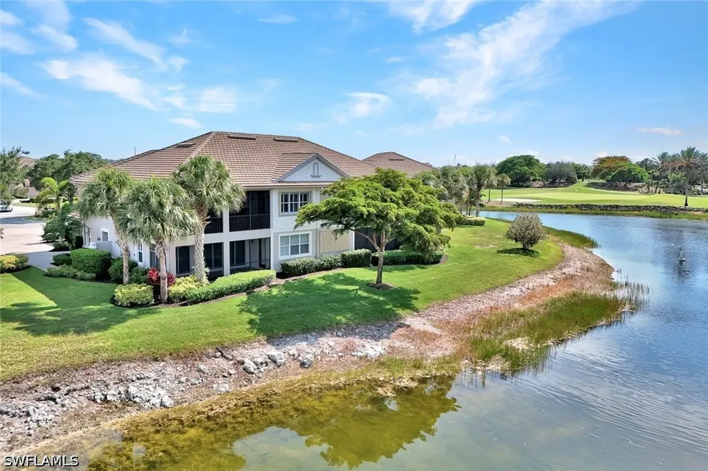 8723 Coastline Court Naples FL 34120