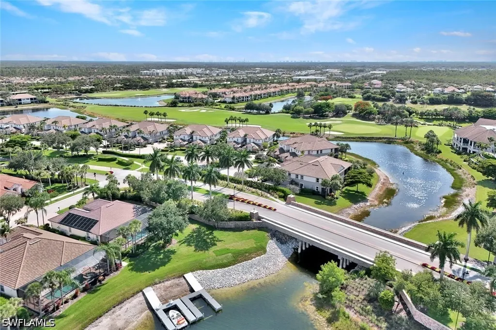 8723 Coastline Court Naples FL 34120
