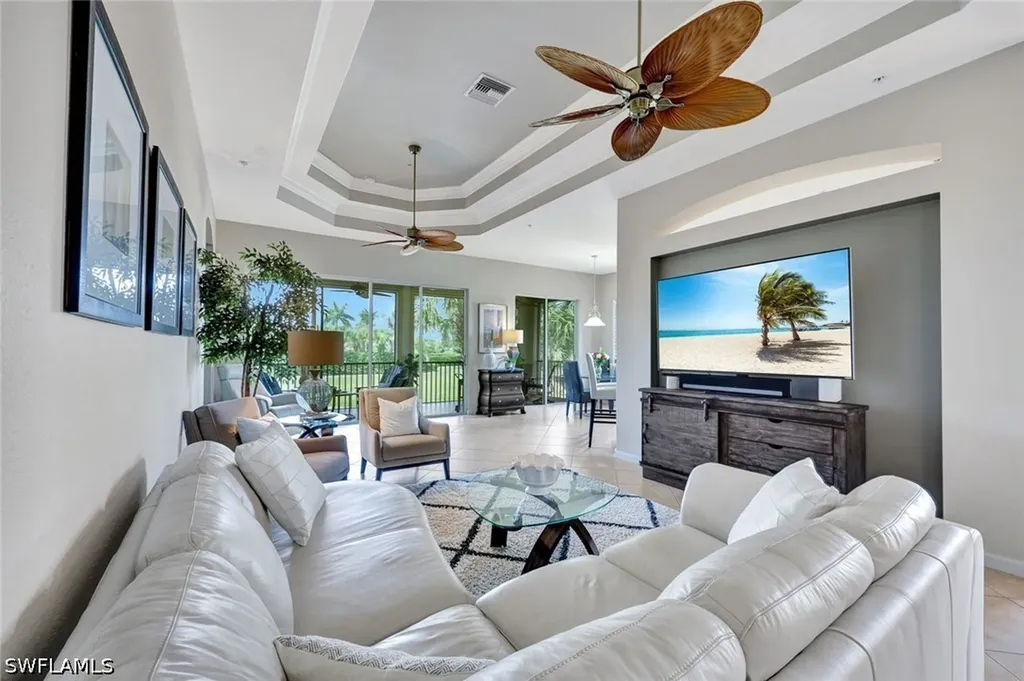 8723 Coastline Court Naples FL 34120