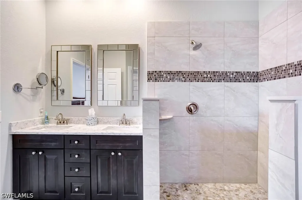 4821 Europa Drive Naples FL 34105