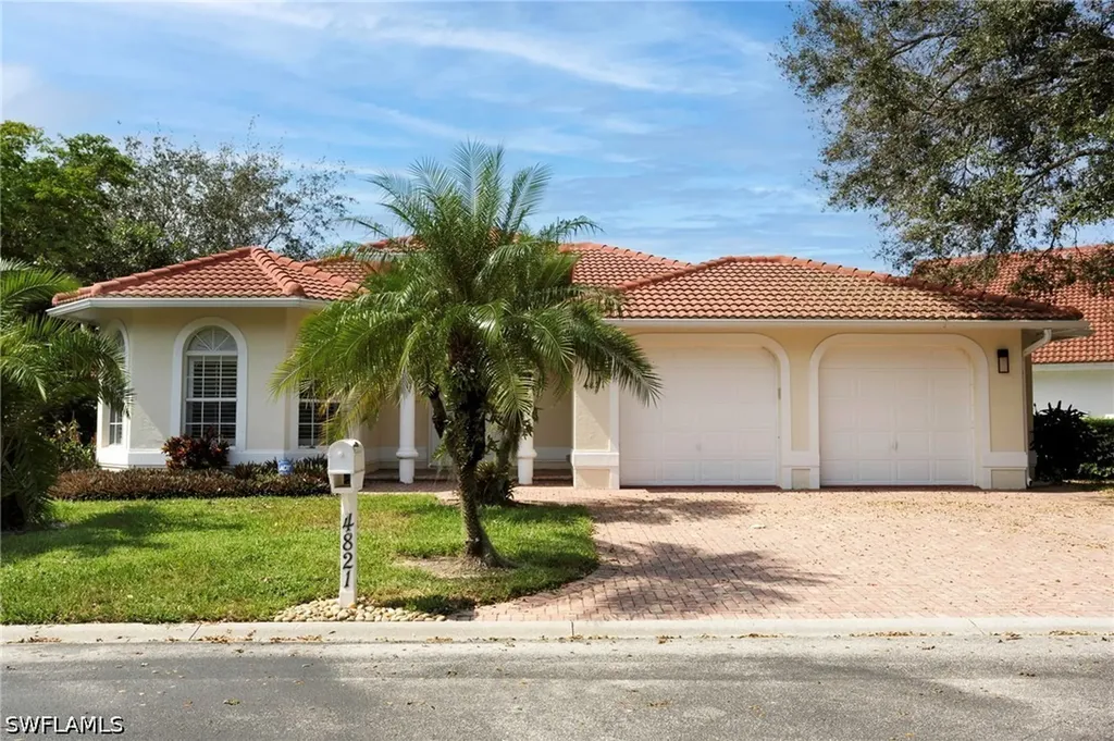 4821 Europa Drive Naples FL 34105