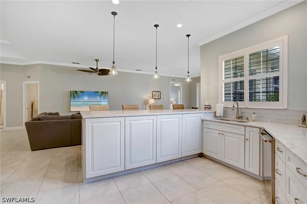 4821 Europa Drive Naples FL 34105