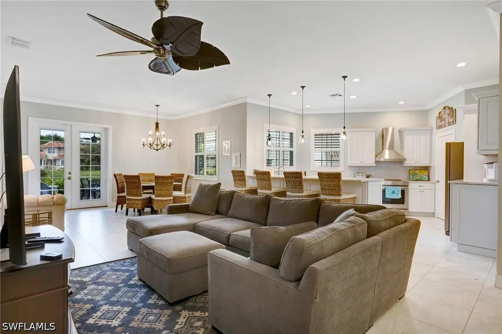 4821 Europa Drive Naples FL 34105
