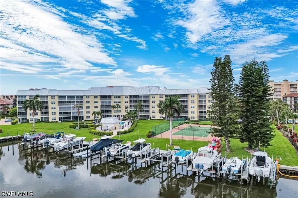 1011 Swallow Avenue Marco Island FL 34145