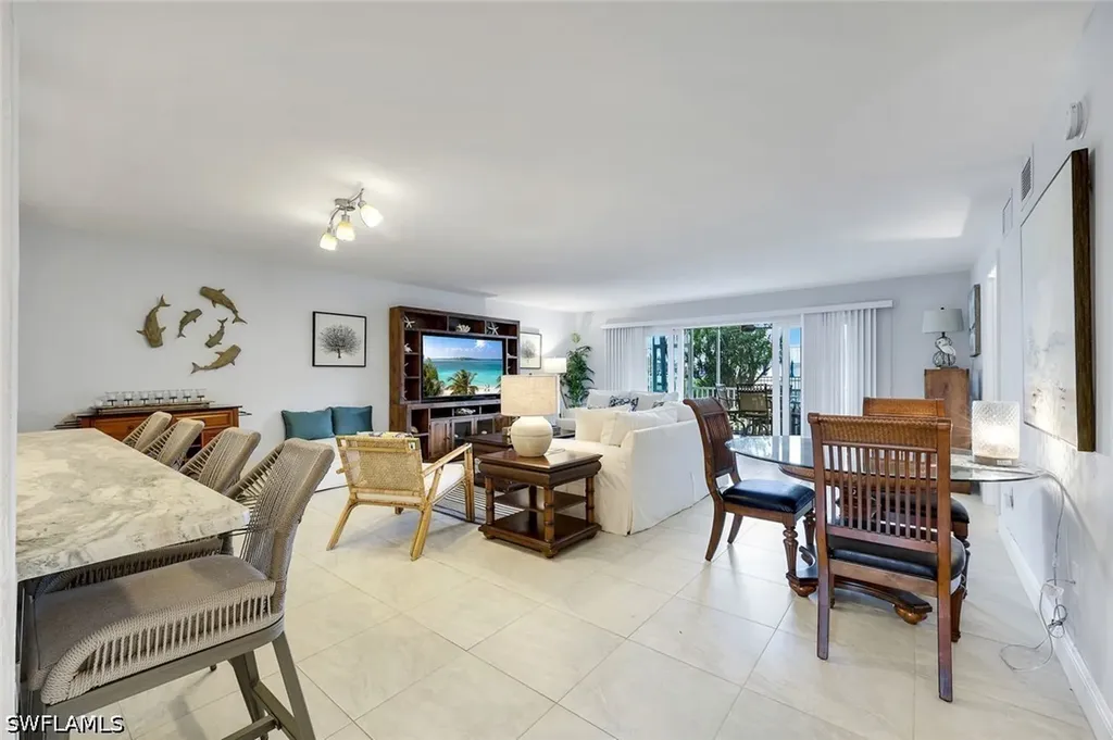 1011 Swallow Avenue Marco Island FL 34145