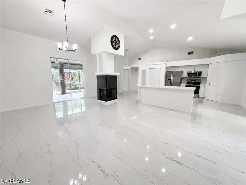 119 Plantation Circle Naples FL 34104
