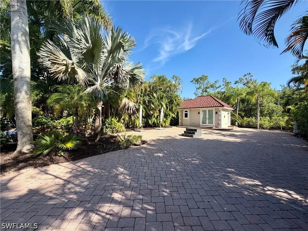 4874 Southern Breeze Drive Naples FL 34114