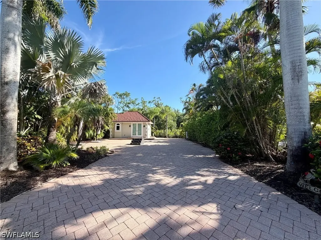 4874 Southern Breeze Drive Naples FL 34114