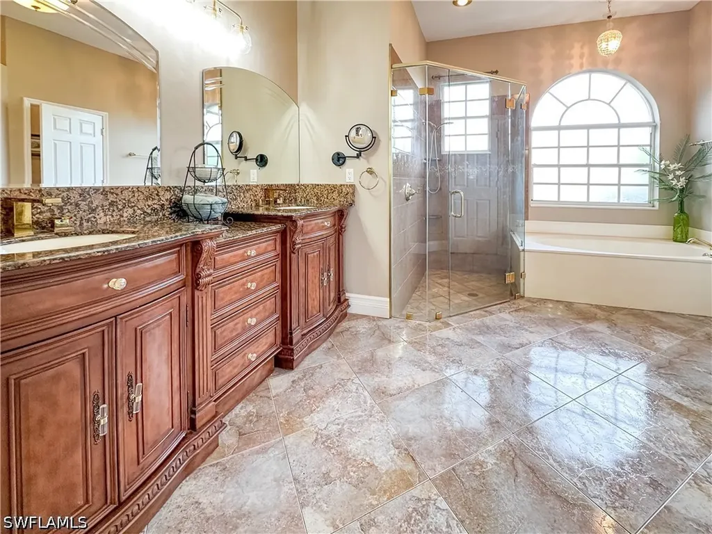 605 Grand Rapids Boulevard Naples FL 34120