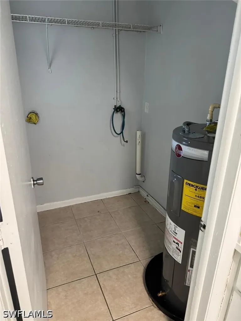 3004 Santa Barbara Boulevard Cape Coral FL 33914