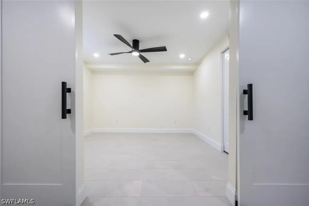 1537 Chesapeake Avenue Naples FL 34102