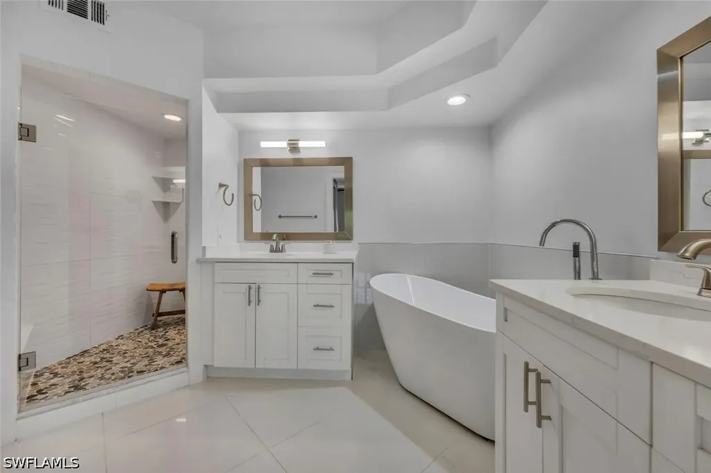 6834 Lantana Bridge Road Naples FL 34109