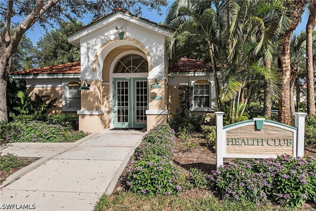 6834 Lantana Bridge Road Naples FL 34109