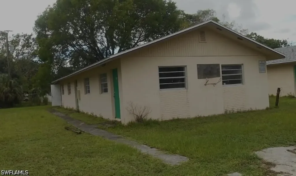1057 Alderman Street Fort Myers FL 33916
