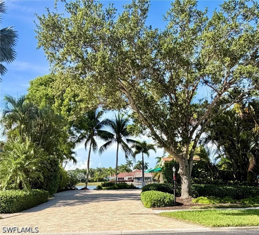 4763 Southern Breeze Drive Naples FL 34114