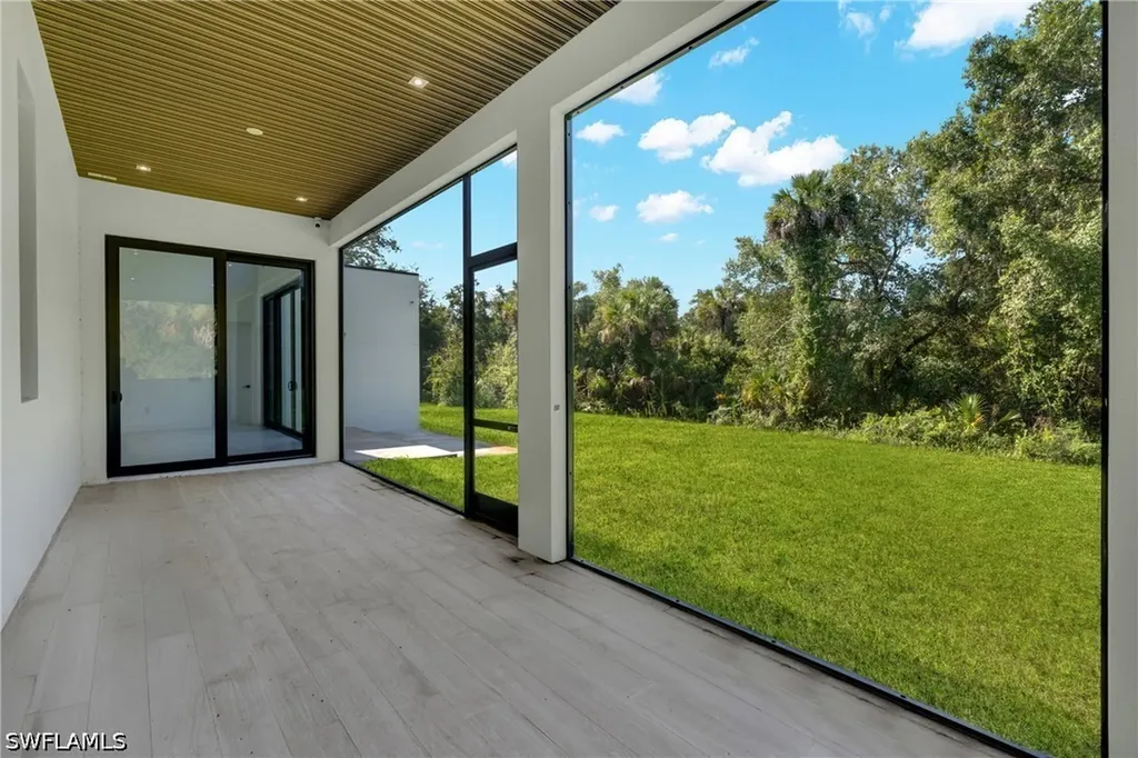 4070 24th Avenue SE Naples FL 34117