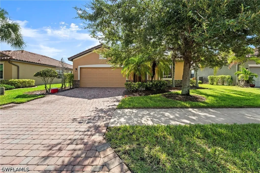 2769 Via Piazza Loop Fort Myers FL 33905