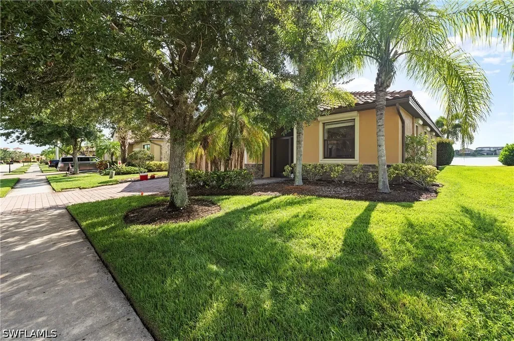 2769 Via Piazza Loop Fort Myers FL 33905