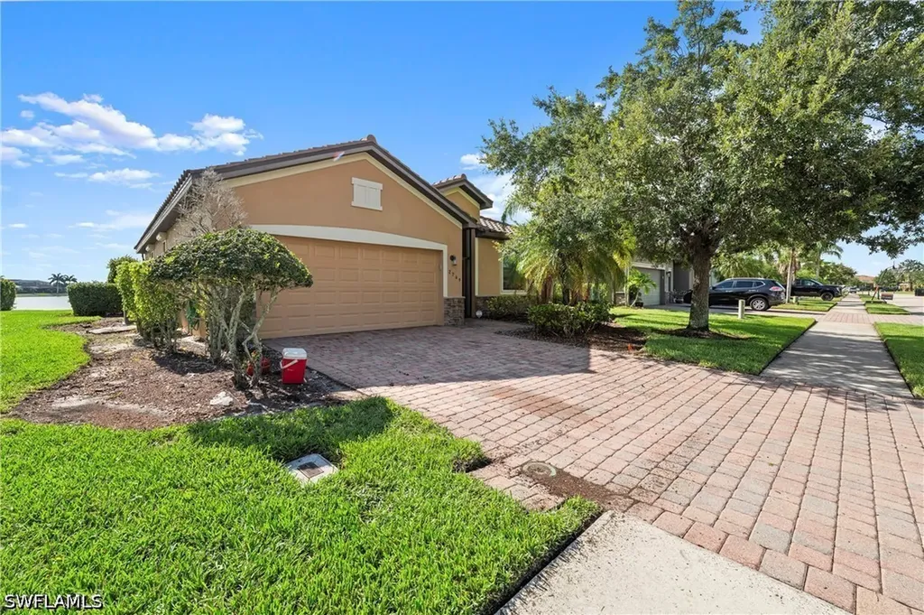 2769 Via Piazza Loop Fort Myers FL 33905