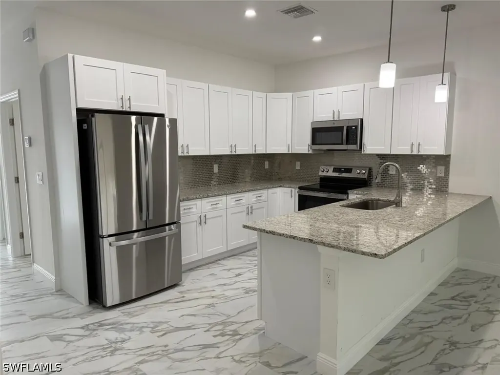 5249-5251 Centennial Boulevard Lehigh Acres FL 33971