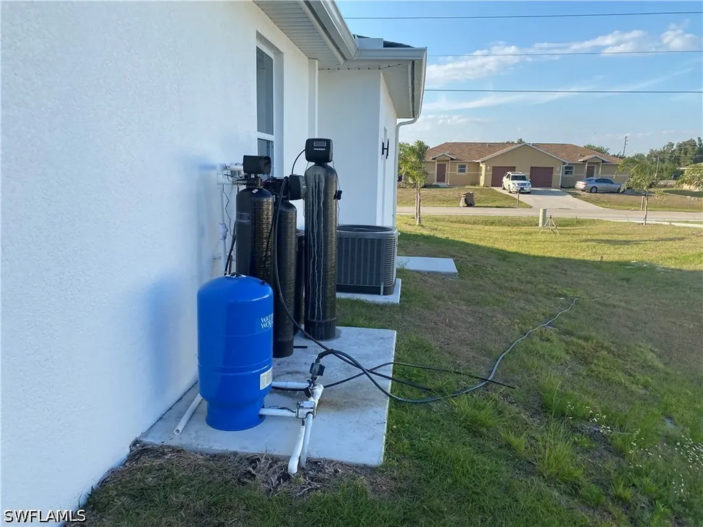 5249-5251 Centennial Boulevard Lehigh Acres FL 33971