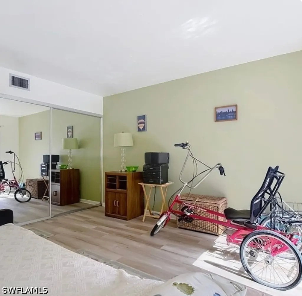627 Serendipity Drive Naples FL 34108