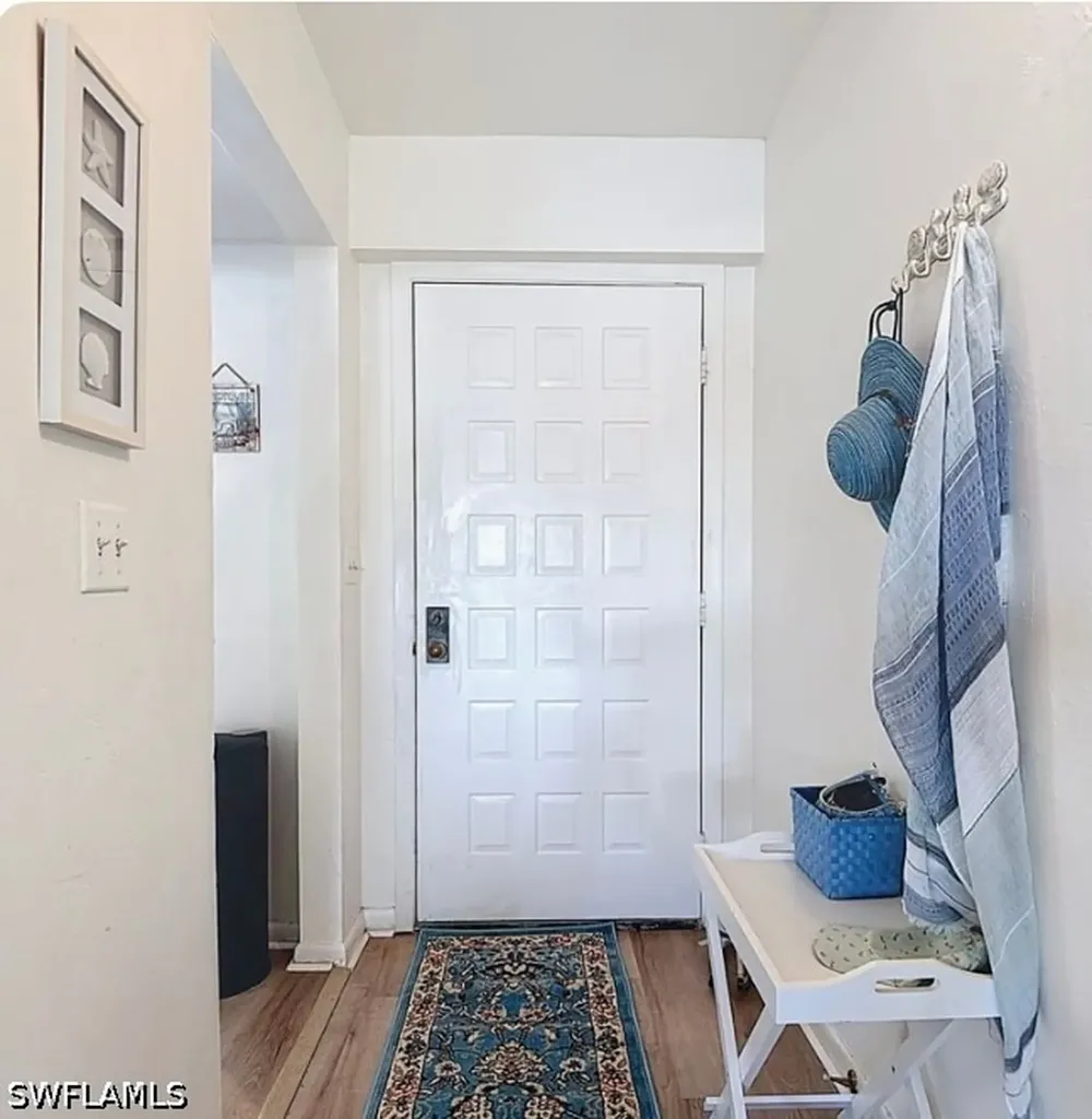 627 Serendipity Drive Naples FL 34108
