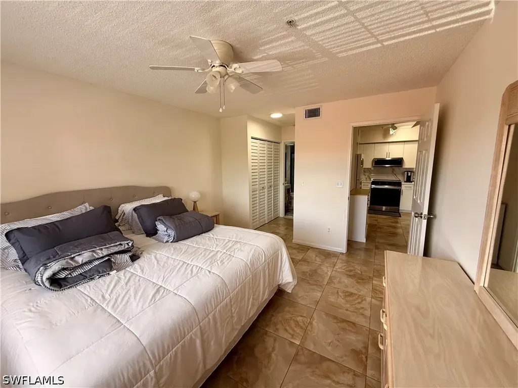 1265 Wildwood Lakes Boulevard Naples FL 34104