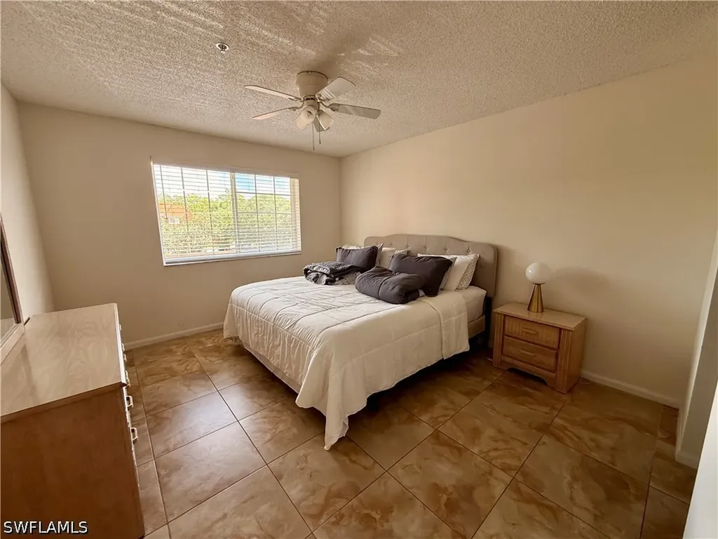 1265 Wildwood Lakes Boulevard Naples FL 34104