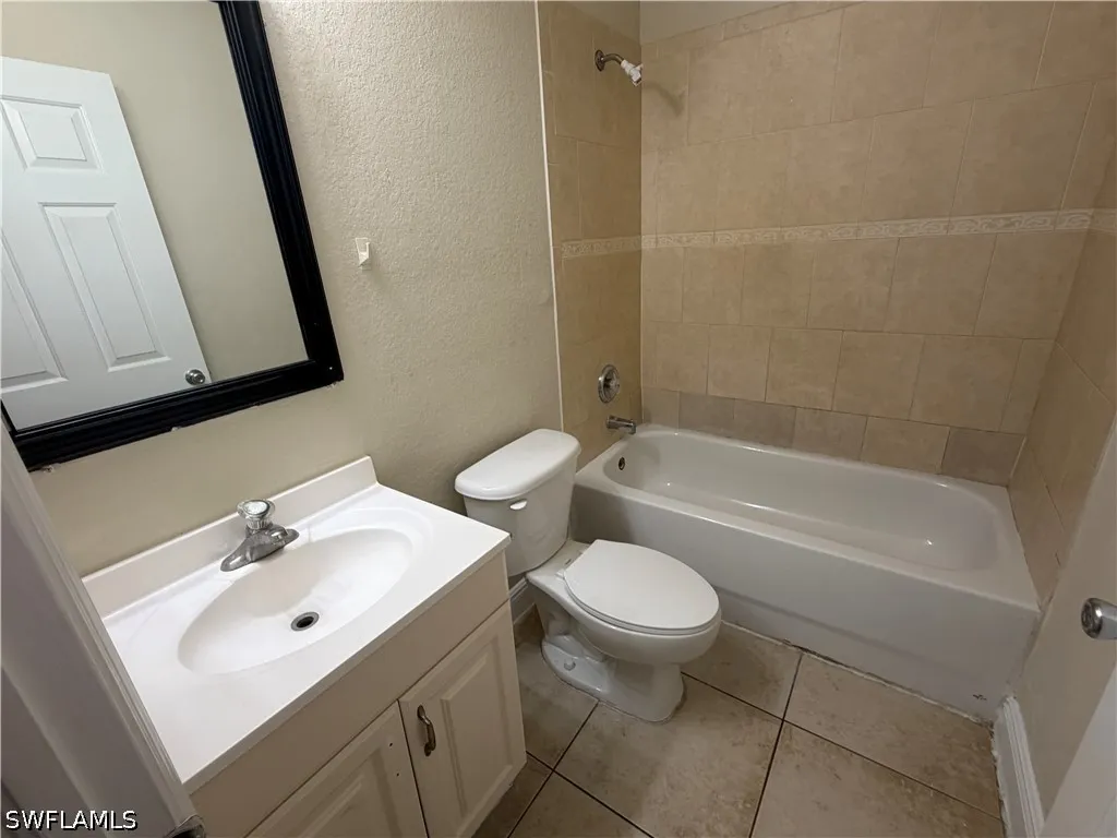 5118 24th Street SW Lehigh Acres FL 33973