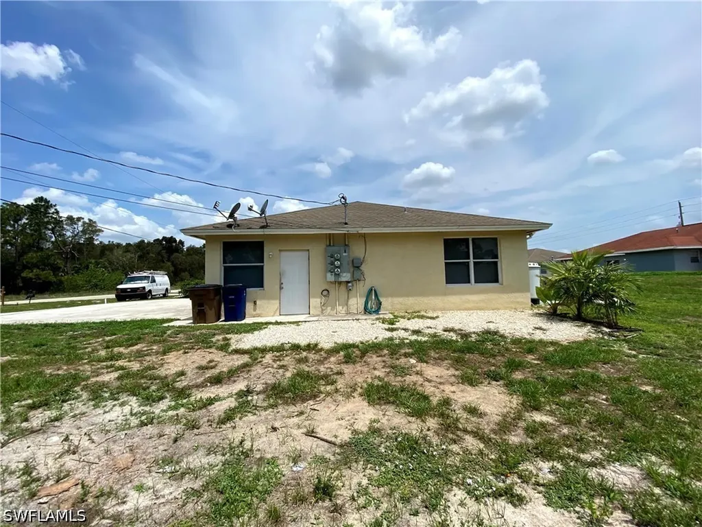 5118 24th Street SW Lehigh Acres FL 33973