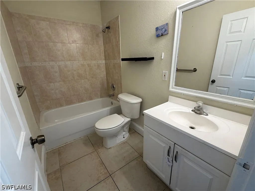 5118 24th Street SW Lehigh Acres FL 33973