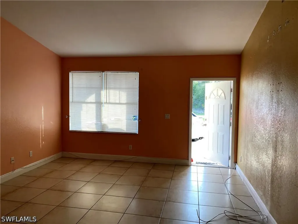 5118 24th Street SW Lehigh Acres FL 33973