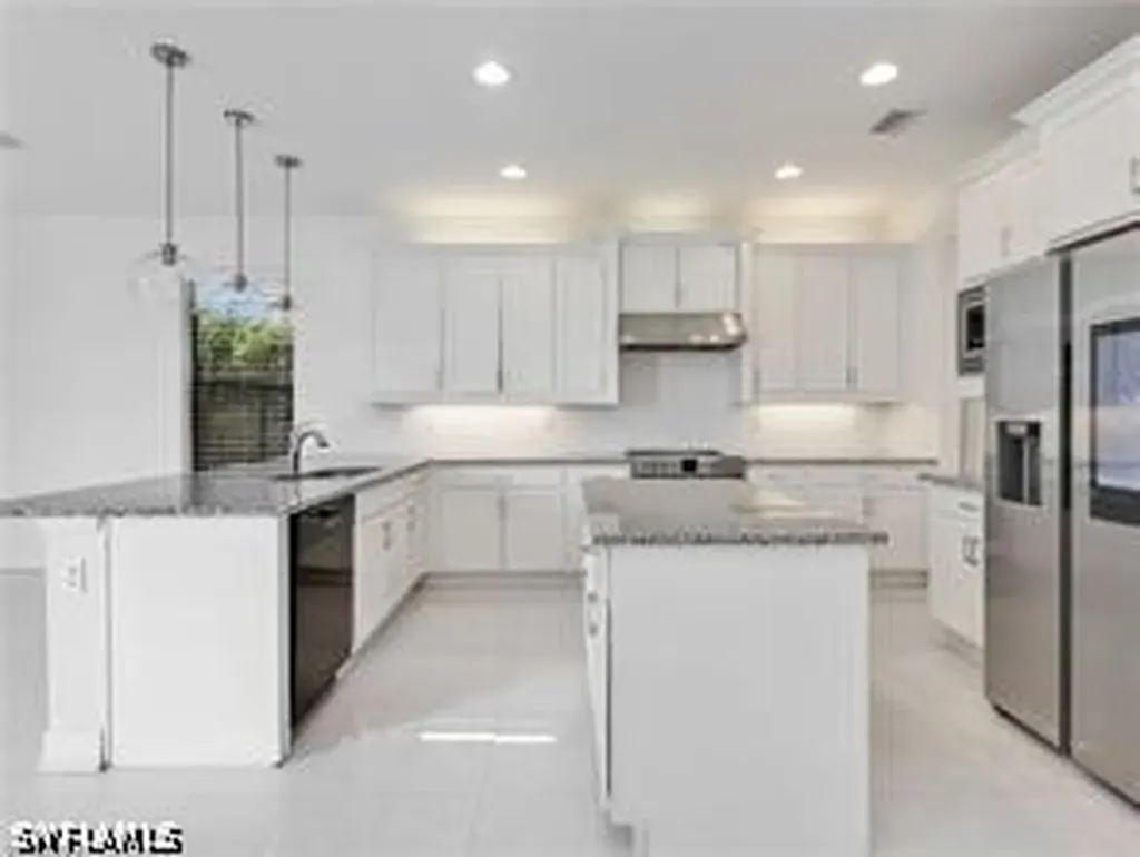 10008 Chesapeake Bay Drive Fort Myers FL 33913
