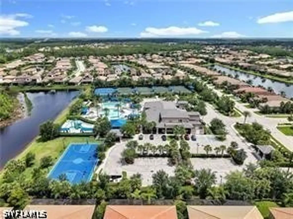 10008 Chesapeake Bay Drive Fort Myers FL 33913