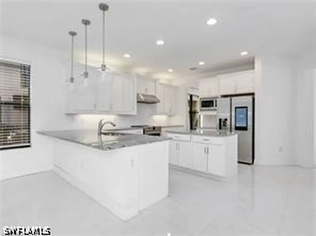 10008 Chesapeake Bay Drive Fort Myers FL 33913